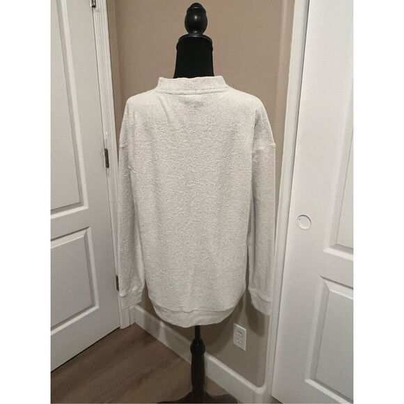 Victoria's Secret PINK gray sweatshirt - Picture 2 of 5